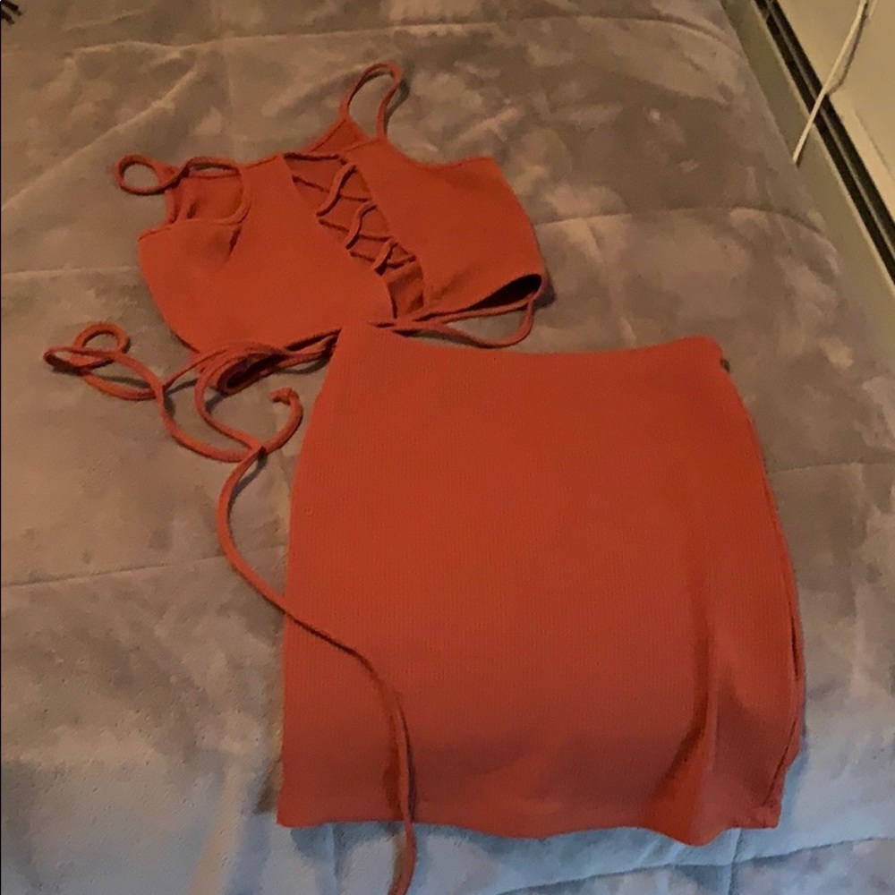 Matching set - Picture 2 of 2